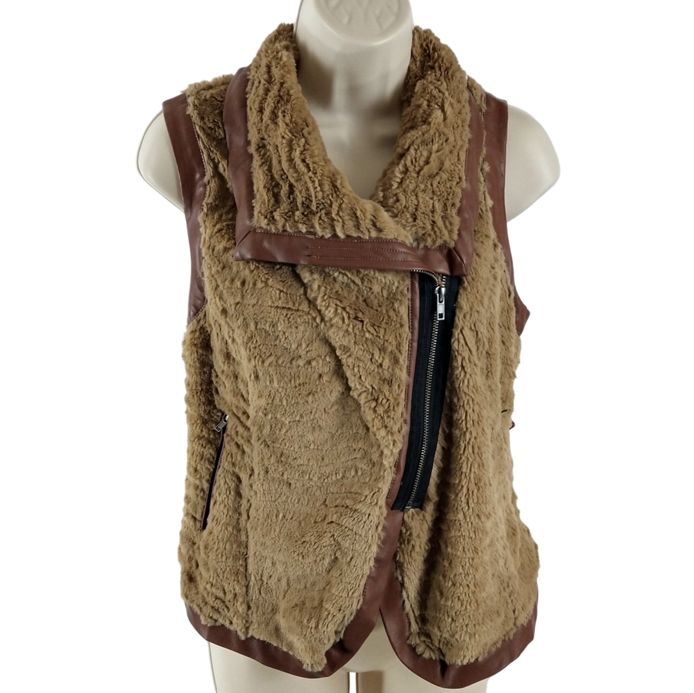 Love Tree faux fur and faux leather zippered vest